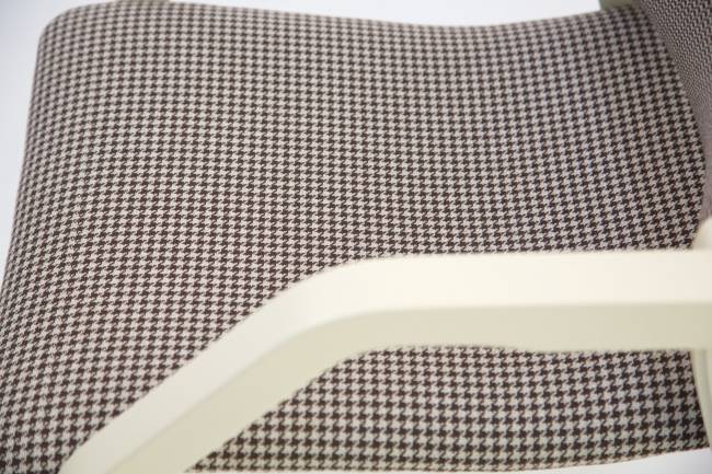 Стул-кресло Джуно 2.0 слоновая кость/гусиная лапка