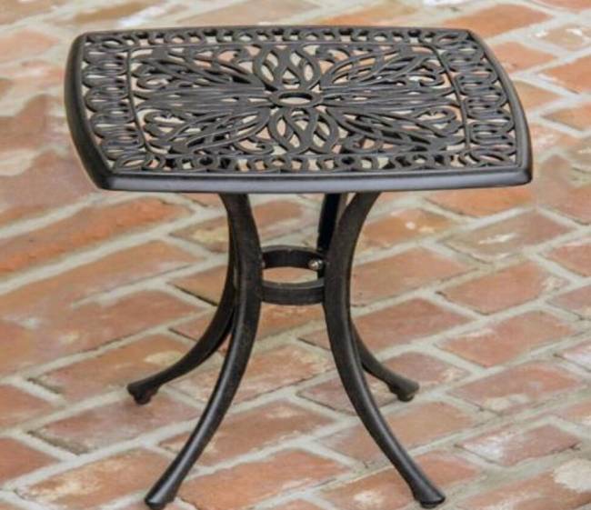 Столик кофейный Malta из литого алюминия