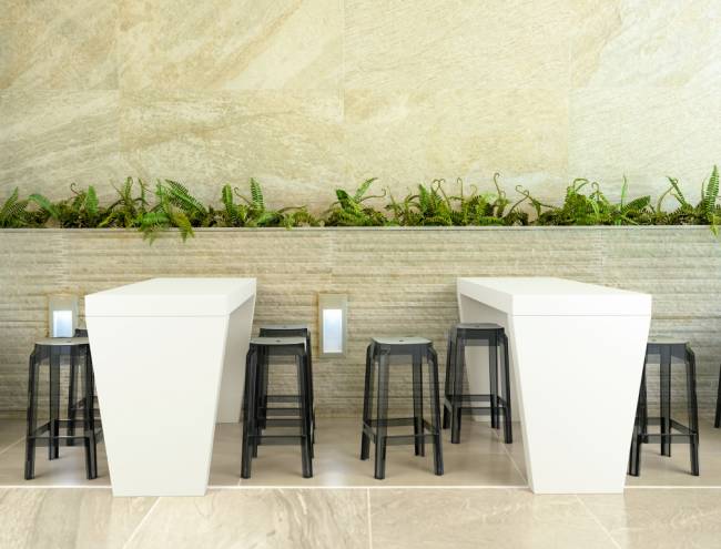 Табурет прозрачный полубарный Fox 65 черный 360х360х650 мм Табурет прозрачный полубарный Fox 65 черный 360х360х650 мм