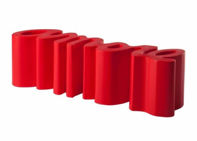 Скамья пластиковая дизайнерская Amore Standard пламенный красный 1450х380х450 мм