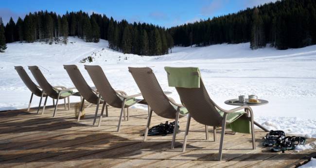 Лаунж-кресло пластиковое Net Lounge тортора 615х900х990 мм