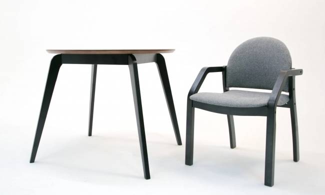 Стул-кресло Джуно 2.0 чёрный/графит