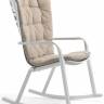 Кресло-качалка пластиковое с подушкой Folio белый, бежевый 720х810-925х1190-1125 мм Кресло-качалка пластиковое с подушкой Folio белый, бежевый 720х810-925х1190-1125 мм